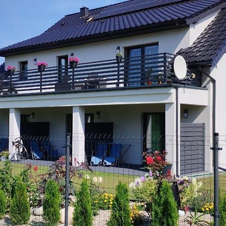 Bialy Dom Villa Сърбиново Екстериор снимка